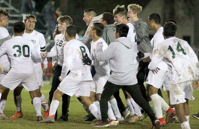 WJ soccer wins